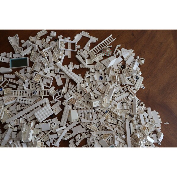 2 lbs. Pounds 9oz Mixed Lot Lego Bulk White Bricks Pieces Plates Blocks READ - Picture 5 of 12